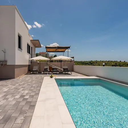 Pava Zadarvillas ザダル
