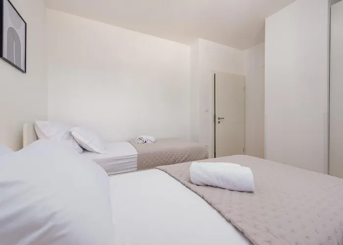 ヴィラ Pava Zadarvillas *
