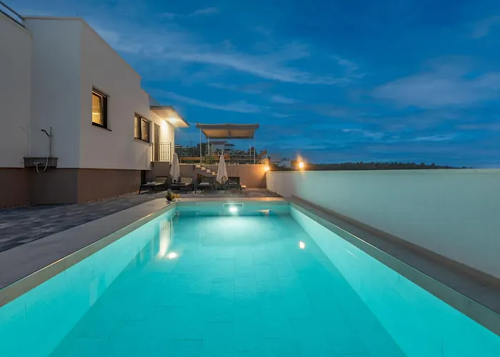 Pava Zadarvillas ザダル