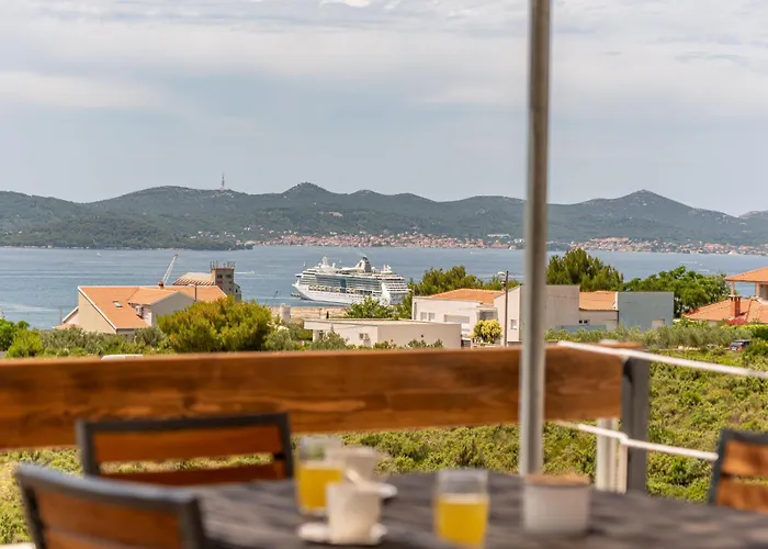 Pava Zadarvillas וילה זאדאר