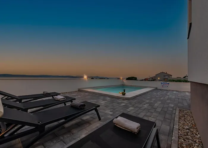 Pava Zadarvillas
