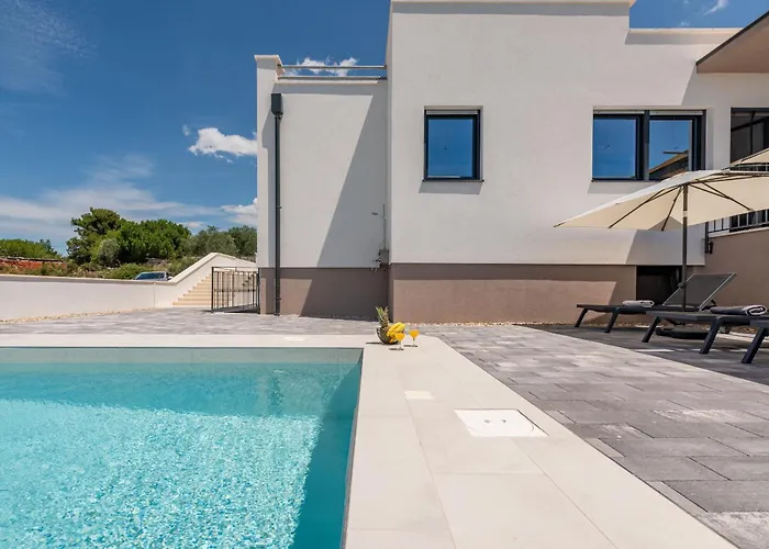 ヴィラ Pava Zadarvillas *