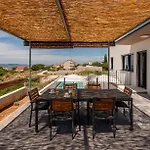 Βίλα Pava Zadarvillas