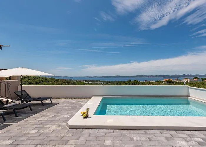 别墅 Pava Zadarvillas *